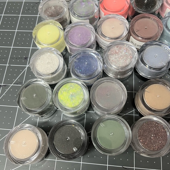 Lot of 41 dip powders for nails - Picture 7 of 7